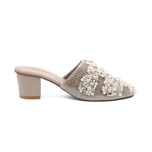 Embroidered mules Heels
