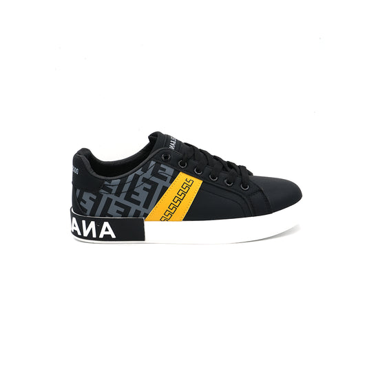 Classic Black Low-Top Sneakers