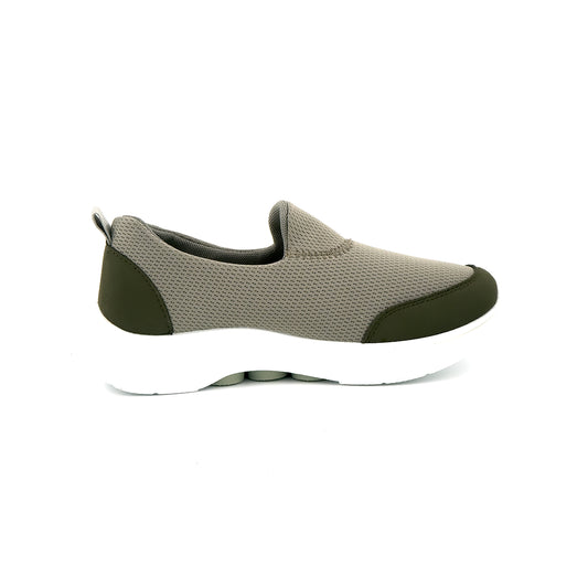 Catchy Skechers Comfit Sneakers for Women's