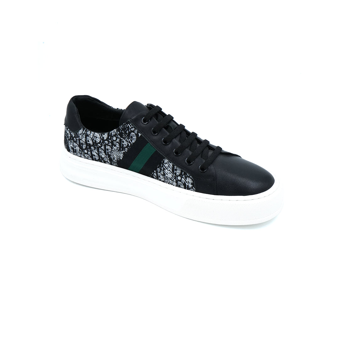 Catchy Lightweight Leather Casual Sneakers