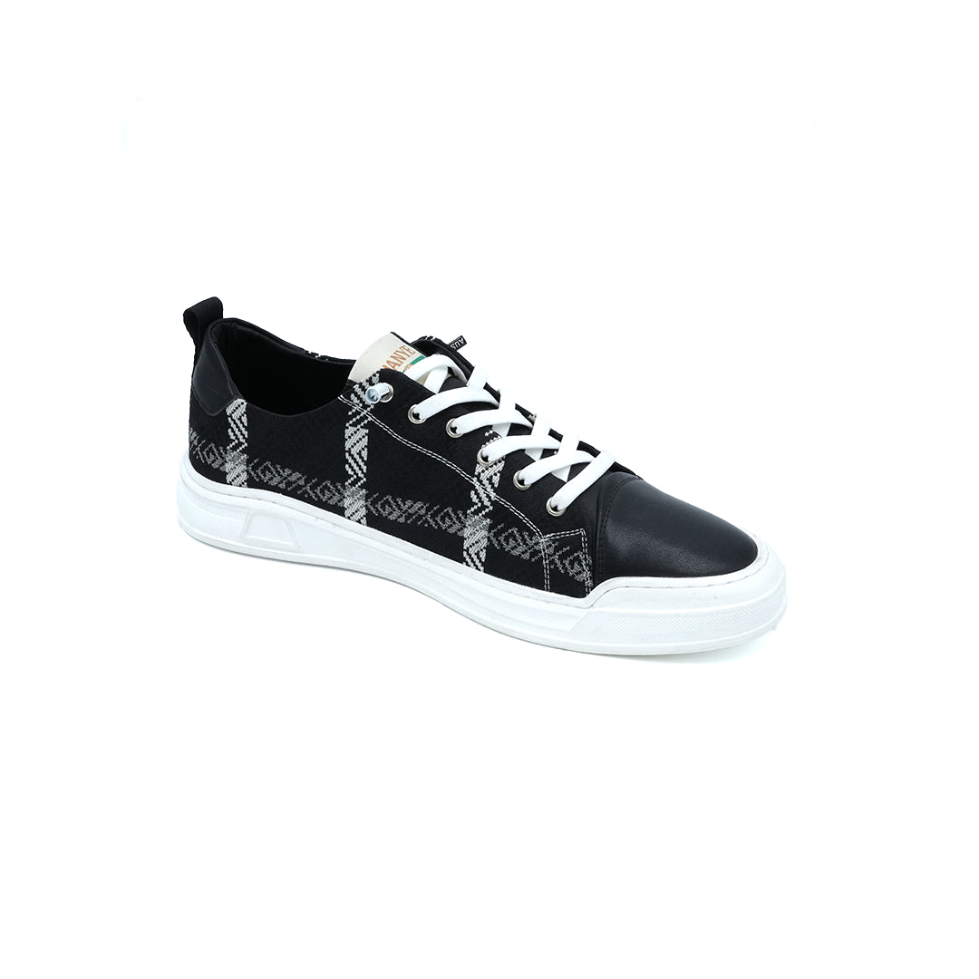 Imported Men's Casual Canvas