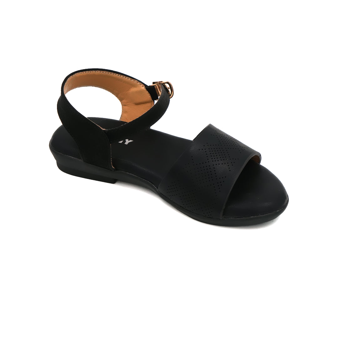 Catchy Girls' Stylish Black Buckle Sandal