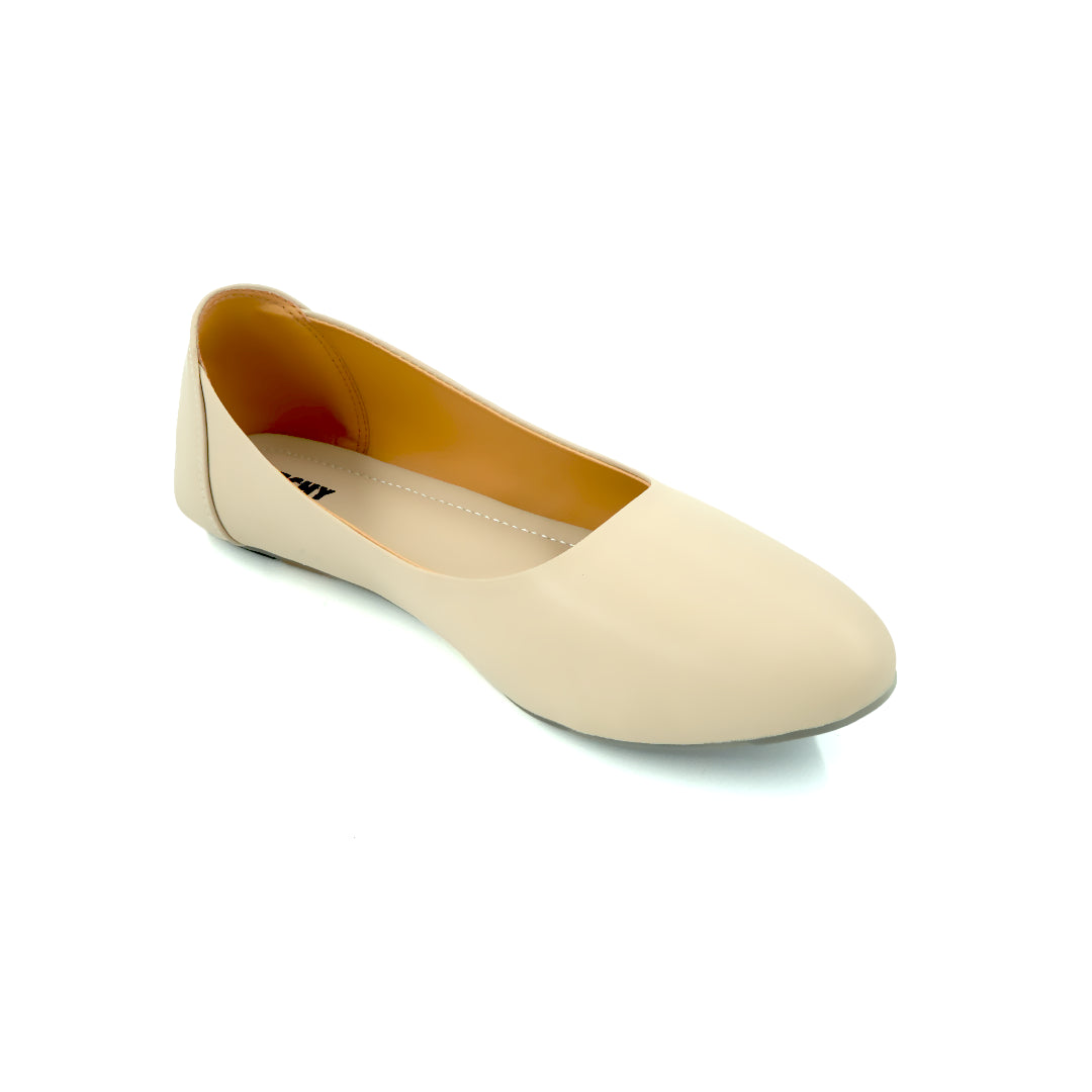 Catchy Ladies Closed Ballerina Pumps