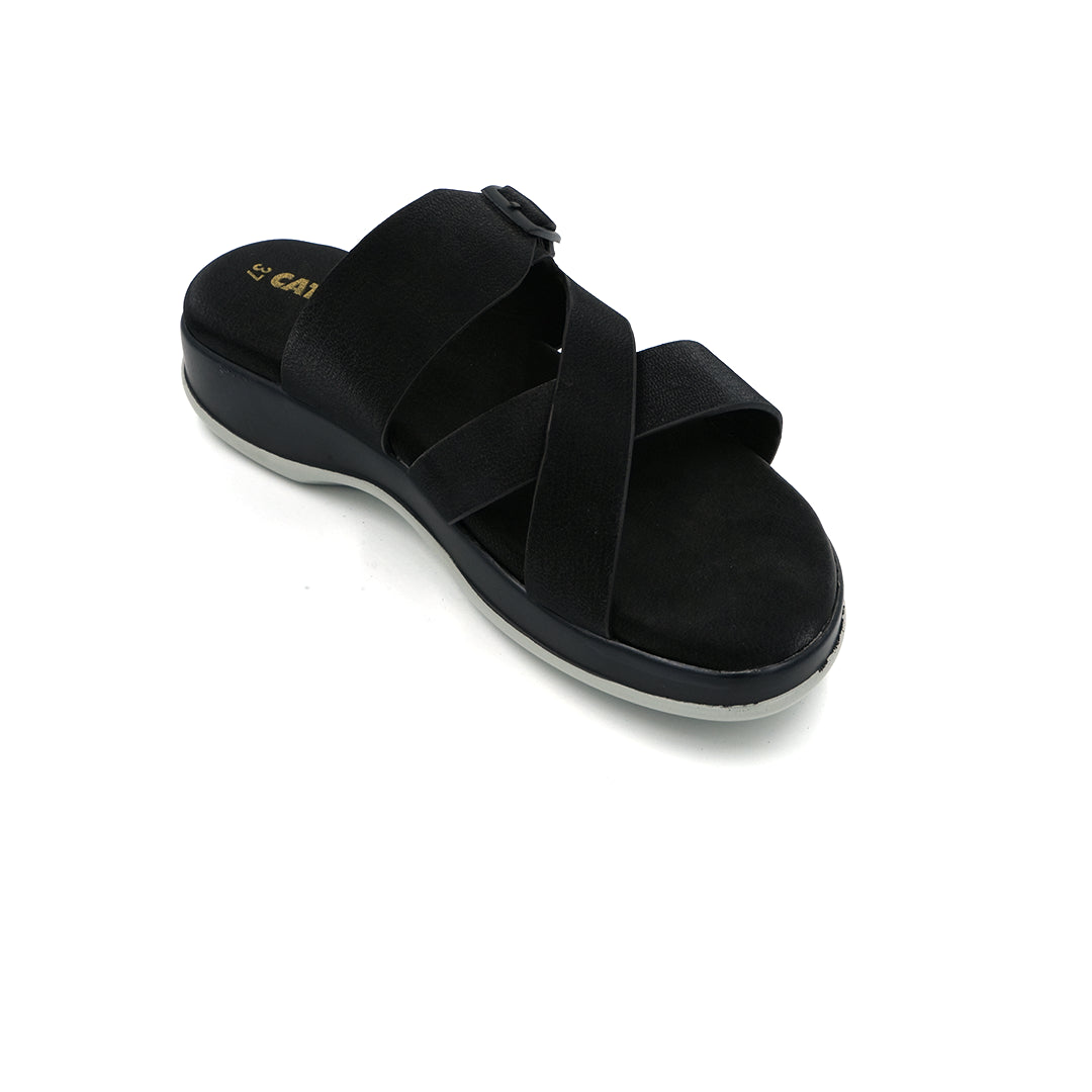 Catchy Casual Comfort Criss-Cross Slides
