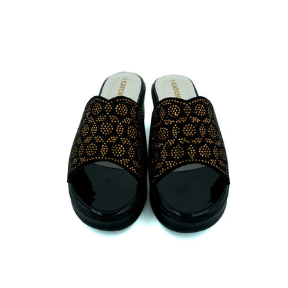 Catchy Open Black & Gold Exclusive Ladies Heel
