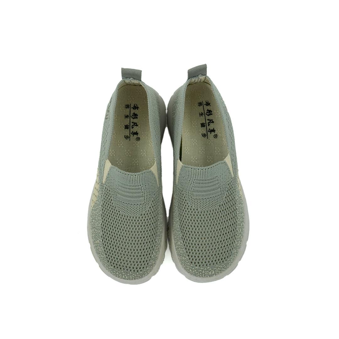 Catchy Women's Slip-on Soft Bottom Sneakers