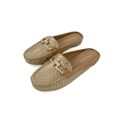 Catchy Women Textured Mules with Buckles Pump
