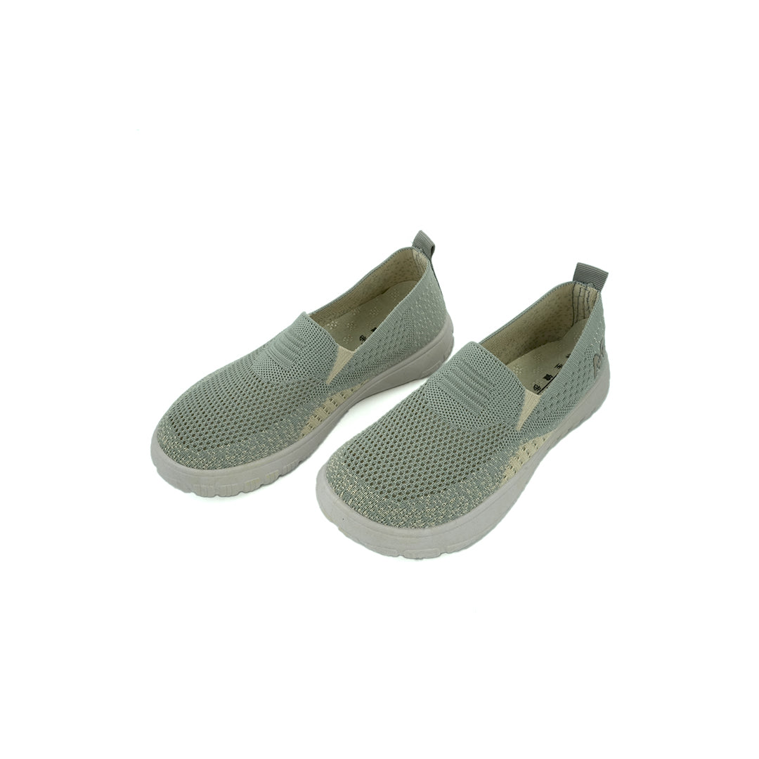 Catchy Women's Slip-on Soft Bottom Sneakers