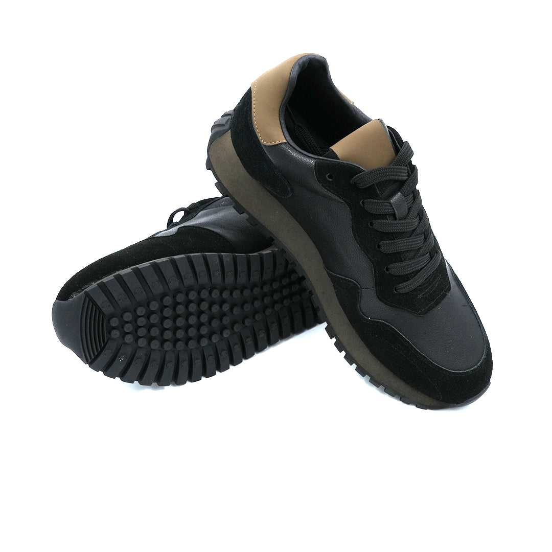 Catchy Low-Top Sneakers for Men