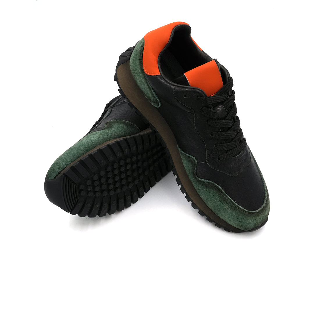 Catchy Low-Top Sneakers for Men