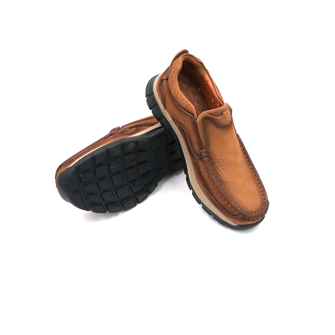 Catchy Genuine Leather Casual Shoes for Men